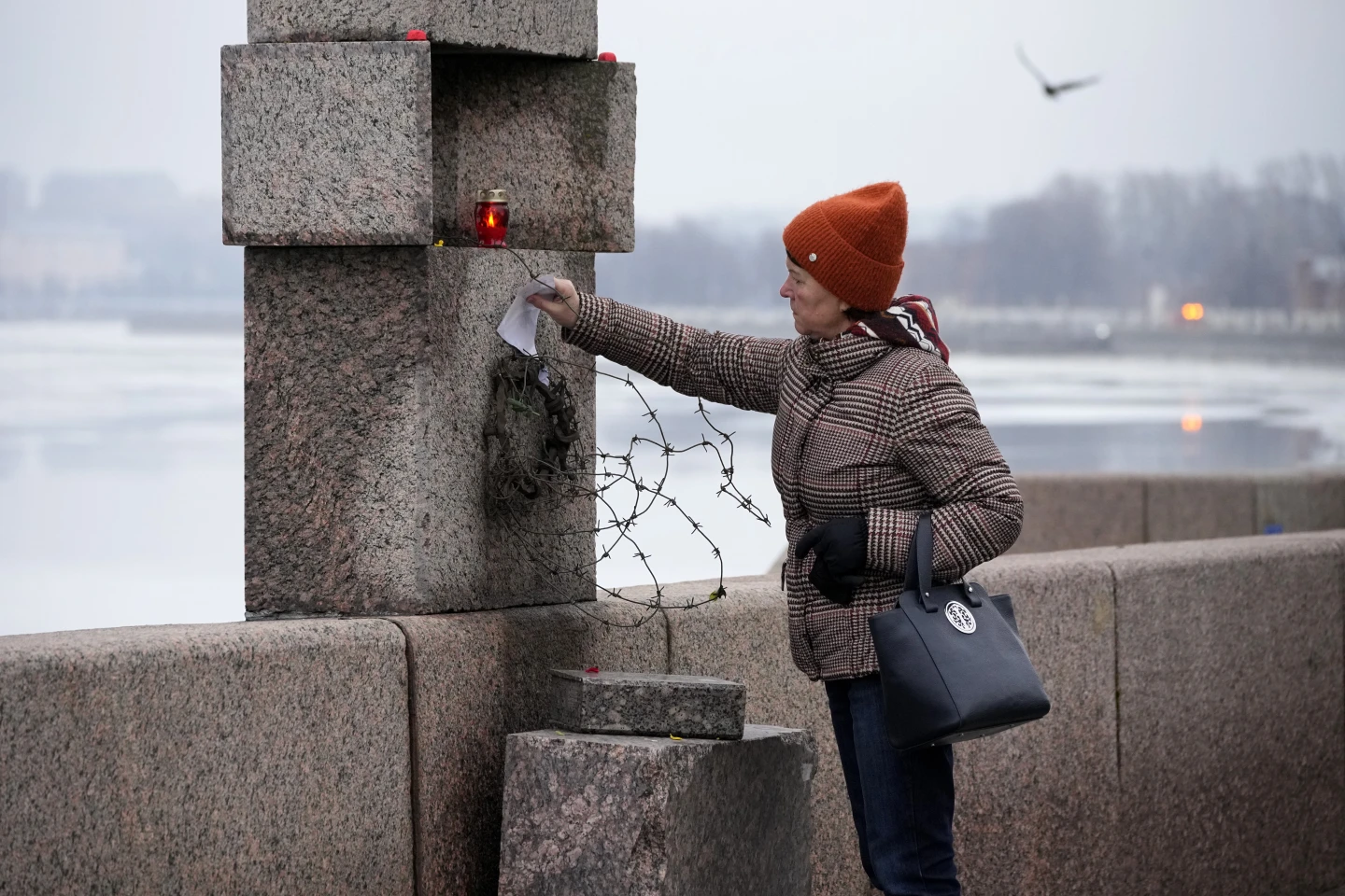 https://salarnews.in/public/uploads/images/newsimages/maannewsimage25022024_003150_alexei navalny.webp